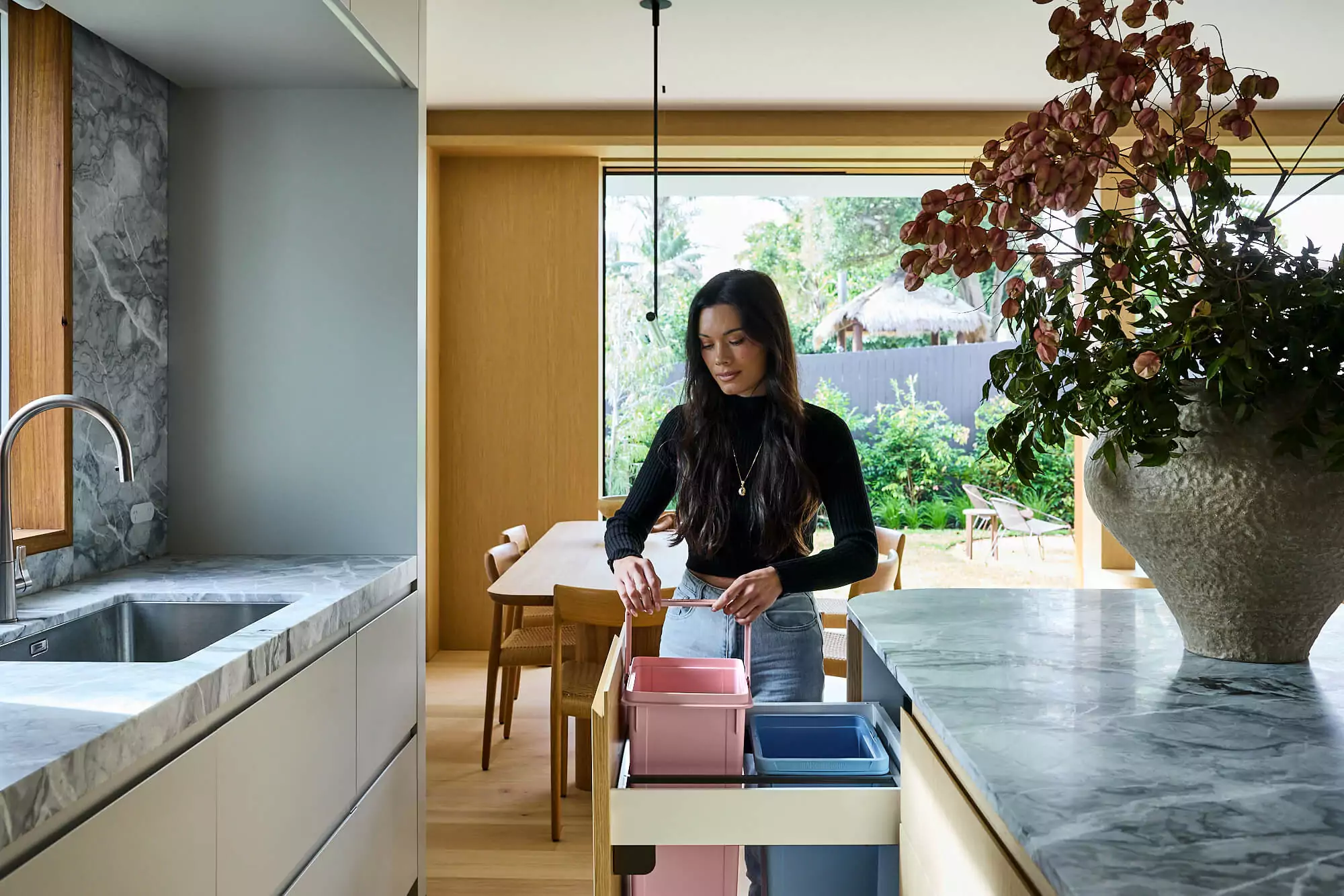 Inkolor Kitchen Pull-Out IntegrAted Bins